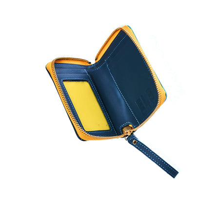 Control Blue Wallet